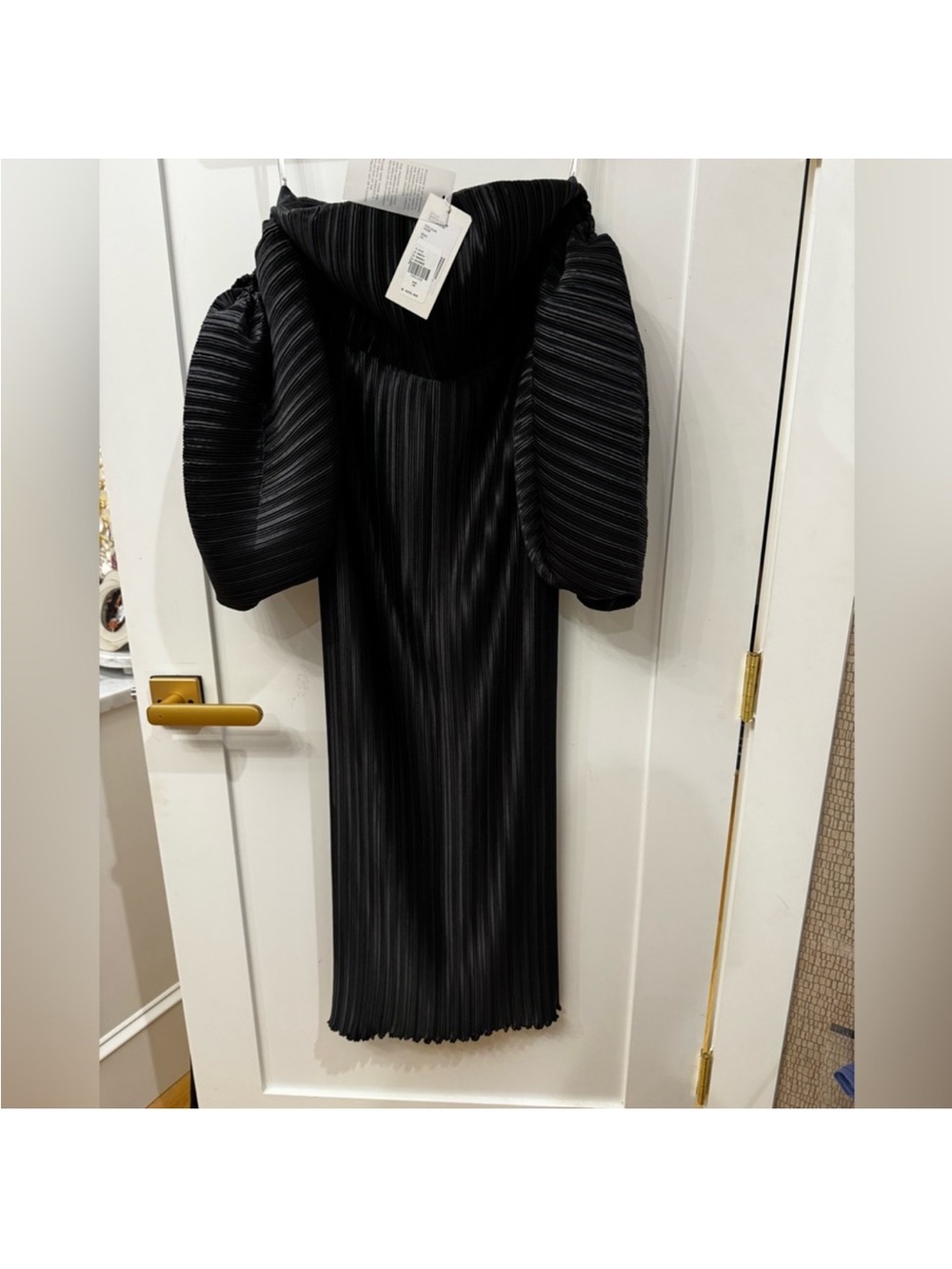 L’Idee Strapless Black Pleated Midi Dress with Statement Puff Sleeves - Picture 3 of 6